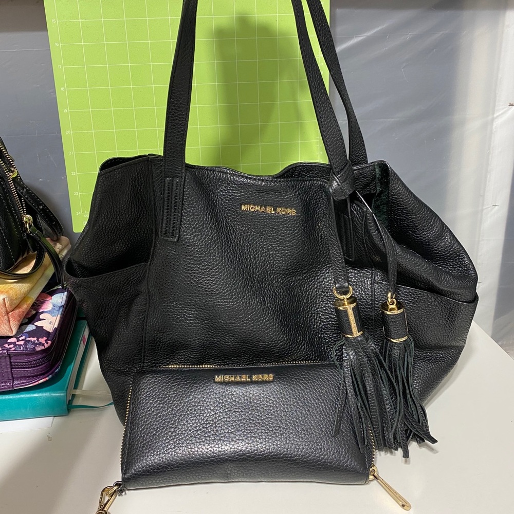 Purse and wallet - Picture 1 of 6